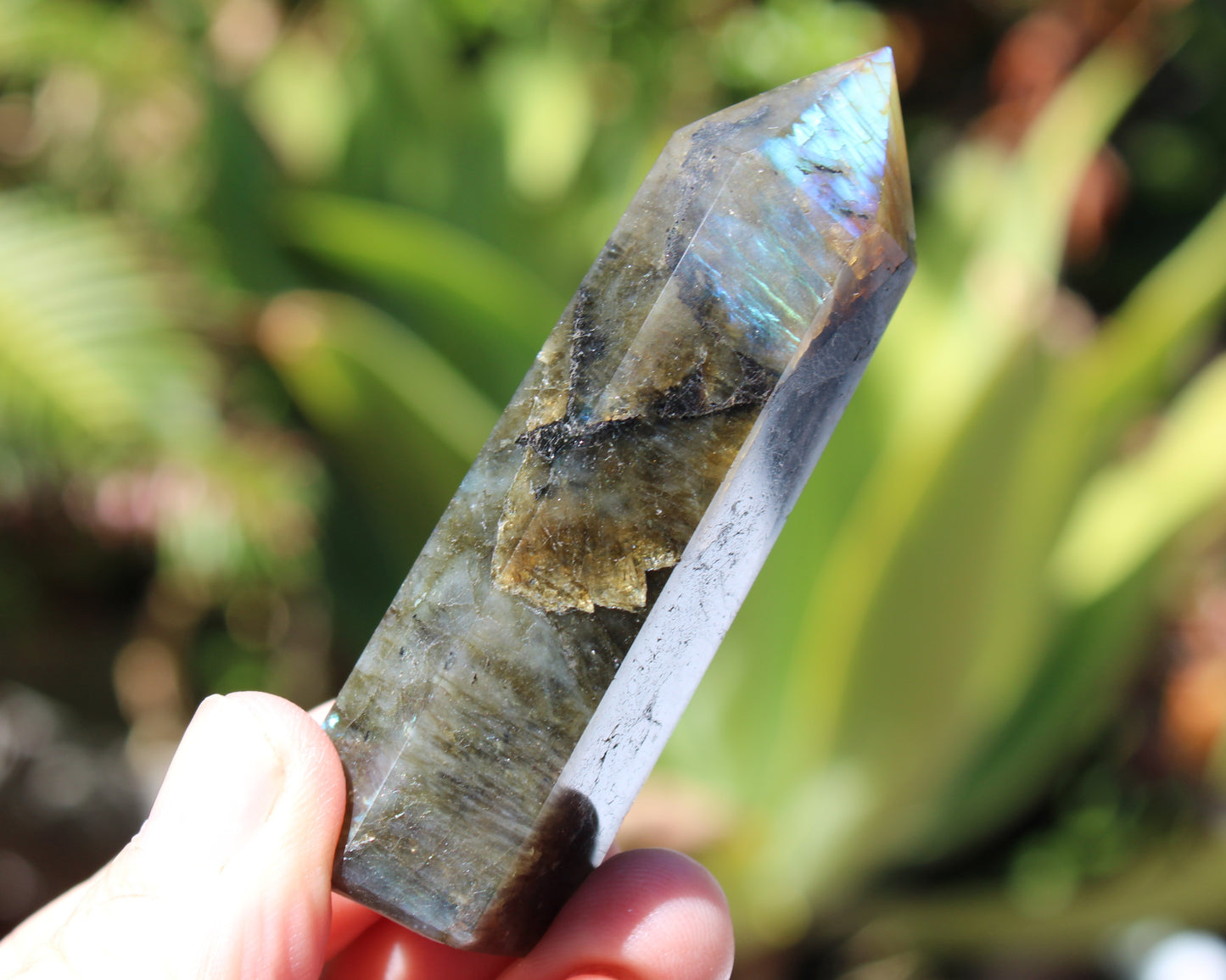 Labradorite wand 89g Rocks and Things