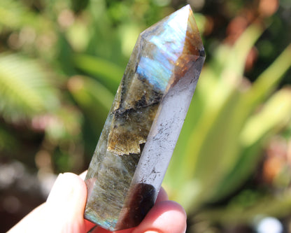 Labradorite wand 89g Rocks and Things