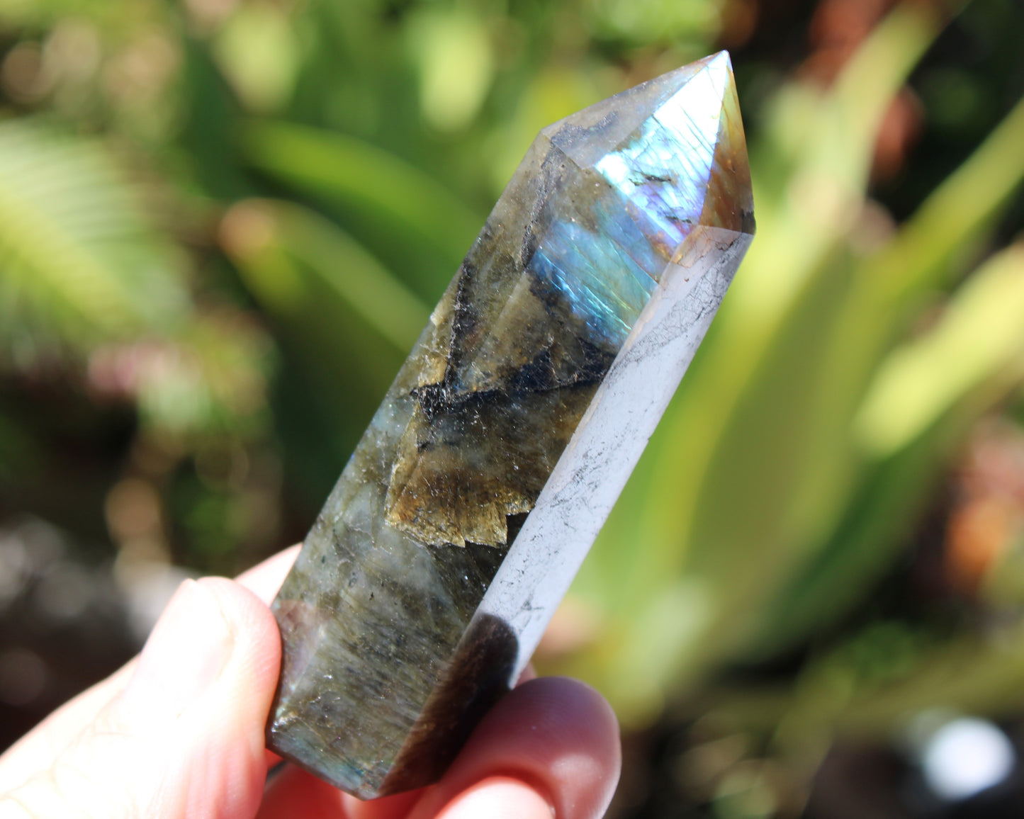 Labradorite wand 89g Rocks and Things