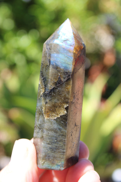 Labradorite wand 89g Rocks and Things