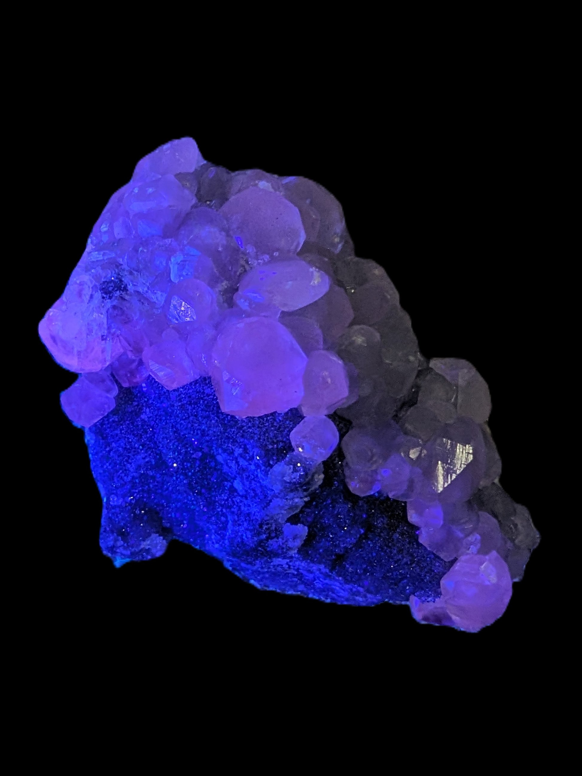 Sparkly Calcite fluorescent cluster 311.2g Rocks and Things