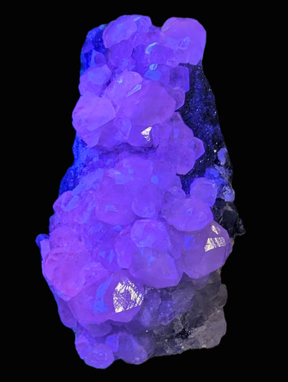 Sparkly Calcite fluorescent cluster 311.2g Rocks and Things