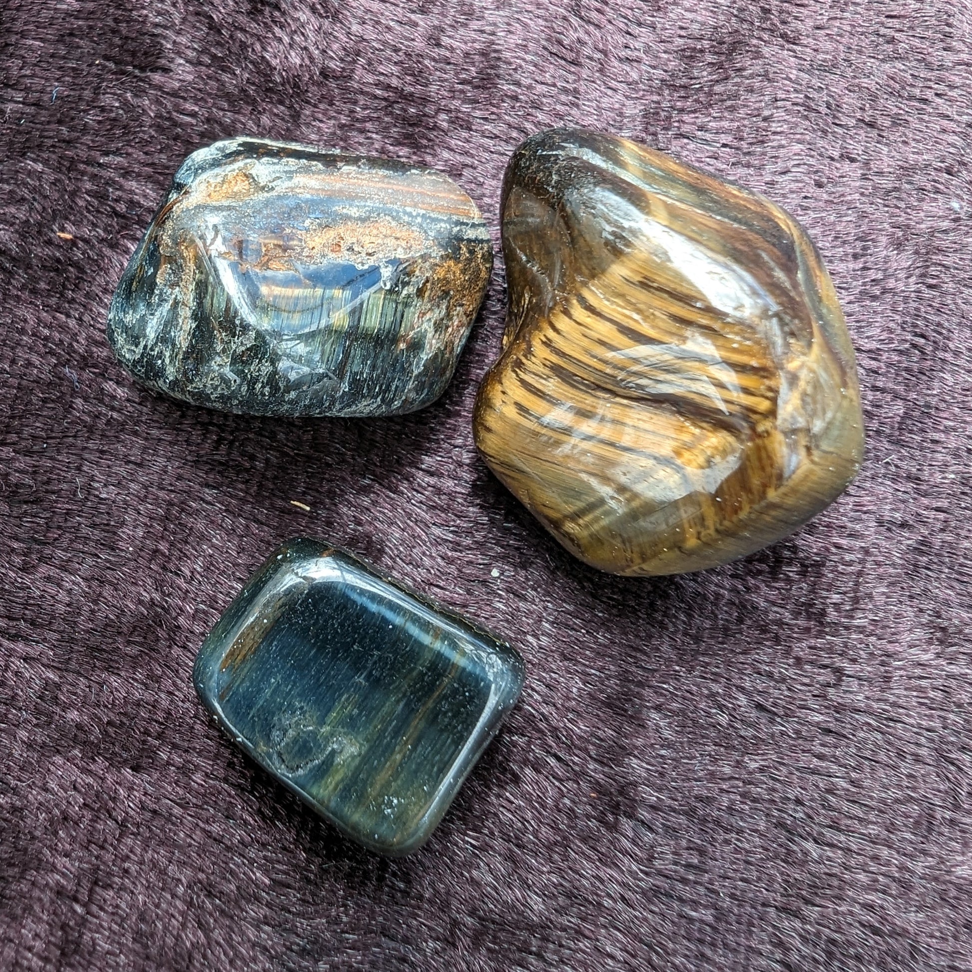 Blue Tigers Eye 2/3 stones 18-21g Rocks and Things