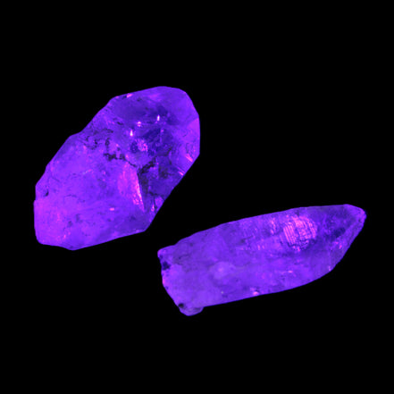 Two Fenster Quartz with hydrocarbons crystals 13-14g Rocks and Things