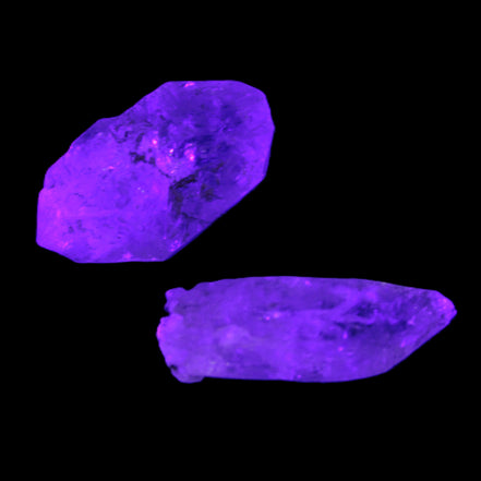Two Fenster Quartz with hydrocarbons crystals 13-14g Rocks and Things