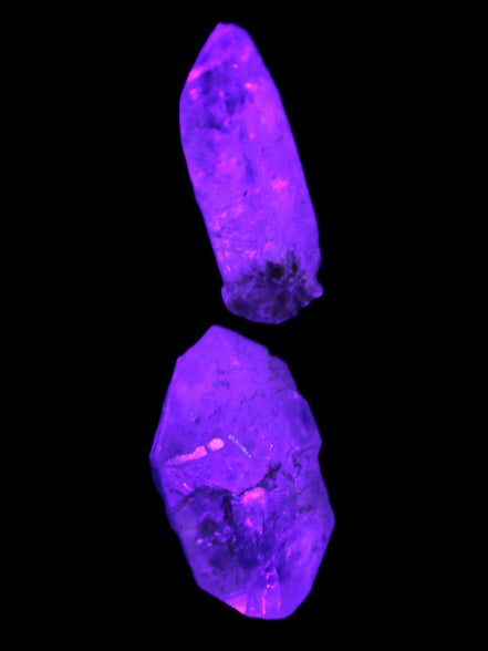 Two Fenster Quartz with hydrocarbons crystals 13-14g Rocks and Things