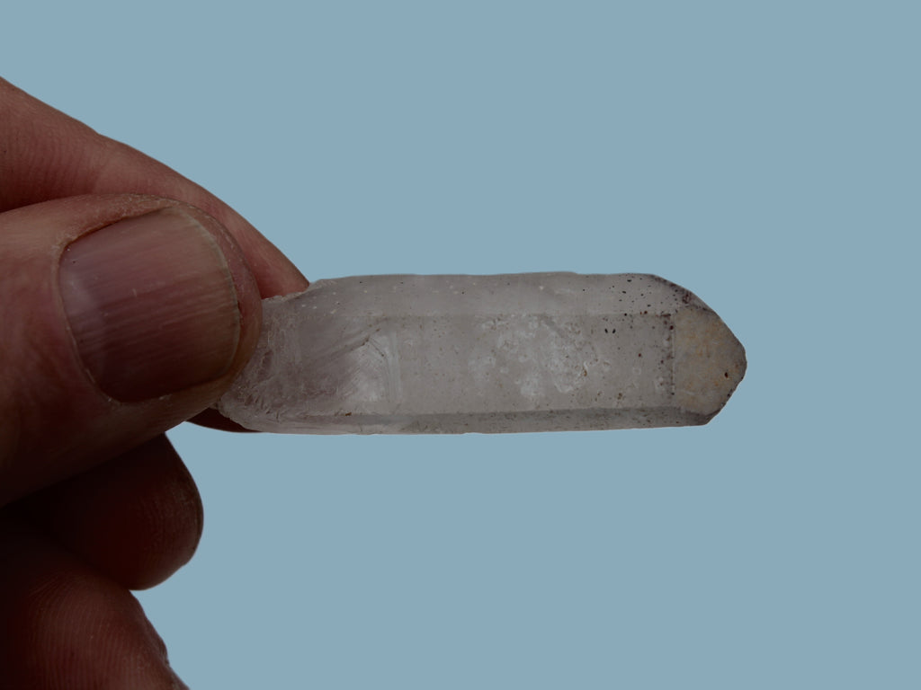 Quartz crystal point 8.8/9.9g Rocks and Things