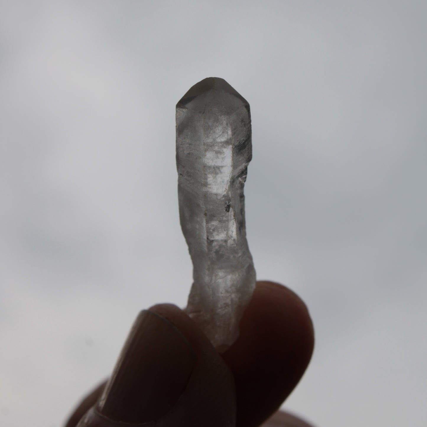 Quartz imprinted curved crystal 3.6g Rocks and Things