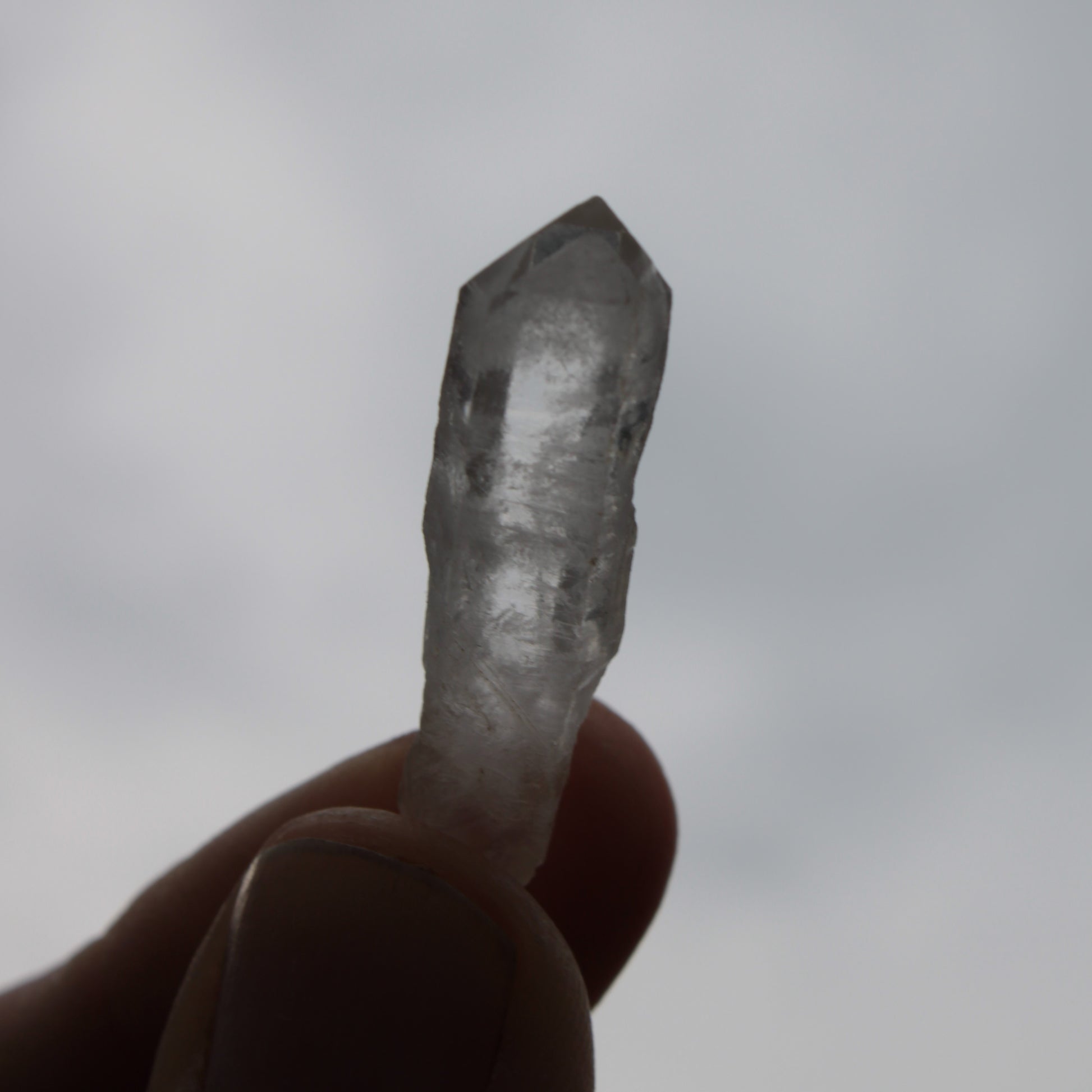 Quartz imprinted curved crystal 3.6g Rocks and Things