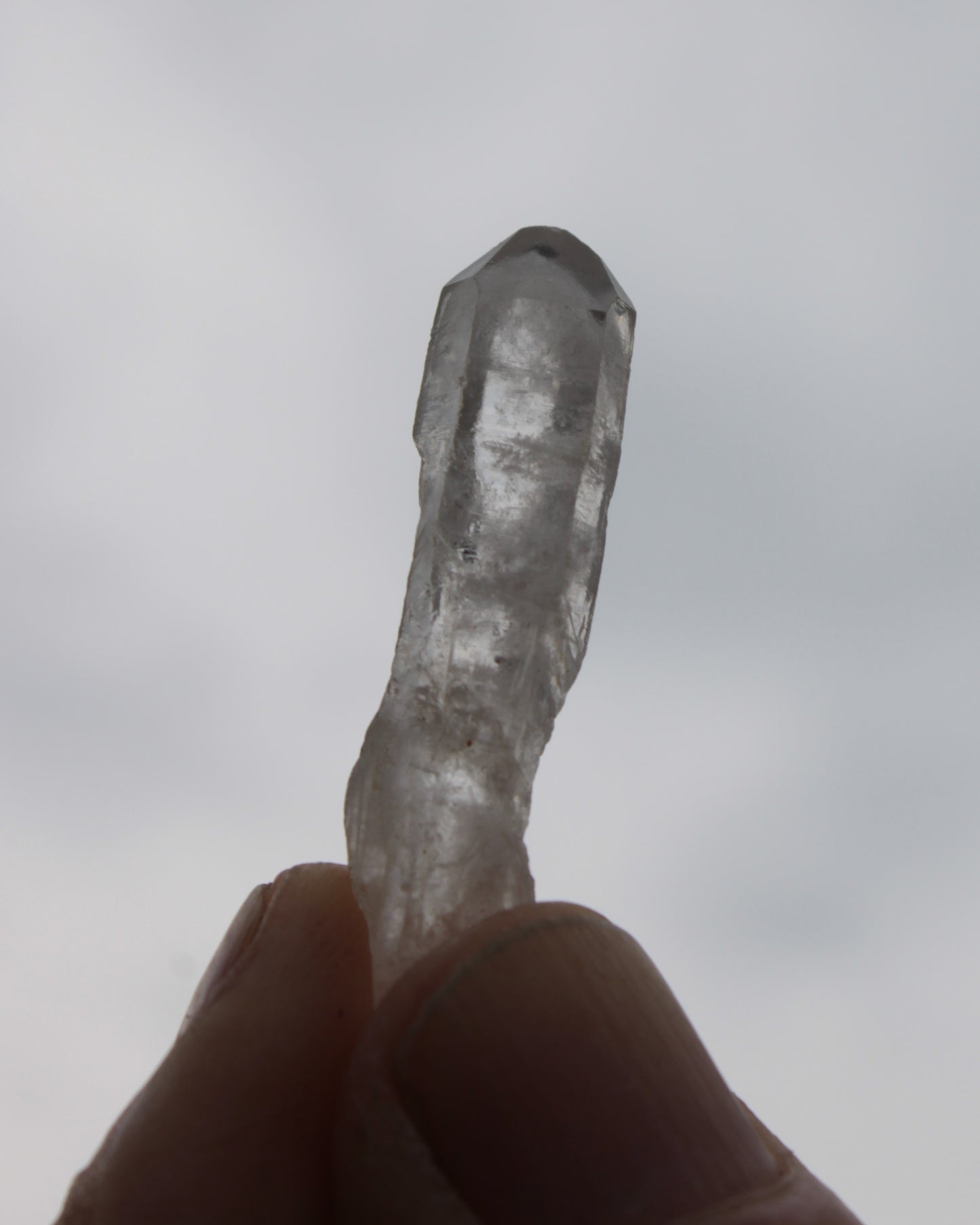 Quartz imprinted curved crystal 3.6g Rocks and Things