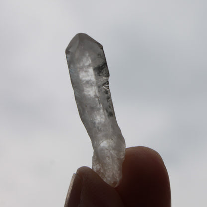 Quartz imprinted curved crystal 3.6g Rocks and Things