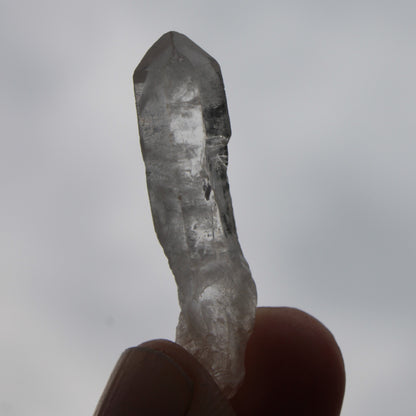 Quartz imprinted curved crystal 3.6g Rocks and Things