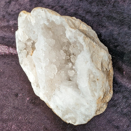 White Quartz sparkly crystal geode 244g - Rocks and Things Store