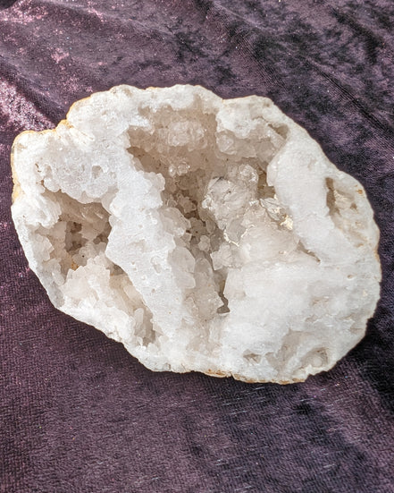 White Quartz sparkly crystal geode 244g Rocks and Things