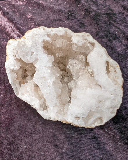 White Quartz sparkly crystal geode 244g Rocks and Things