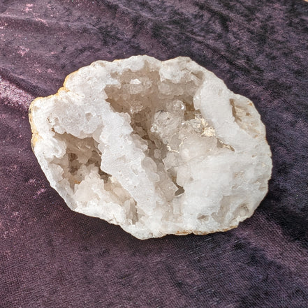 White Quartz sparkly crystal geode 244g Rocks and Things
