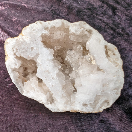 White Quartz sparkly crystal geode 244g Rocks and Things