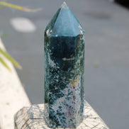 Moss Agate obelisk 859g Rocks and Things