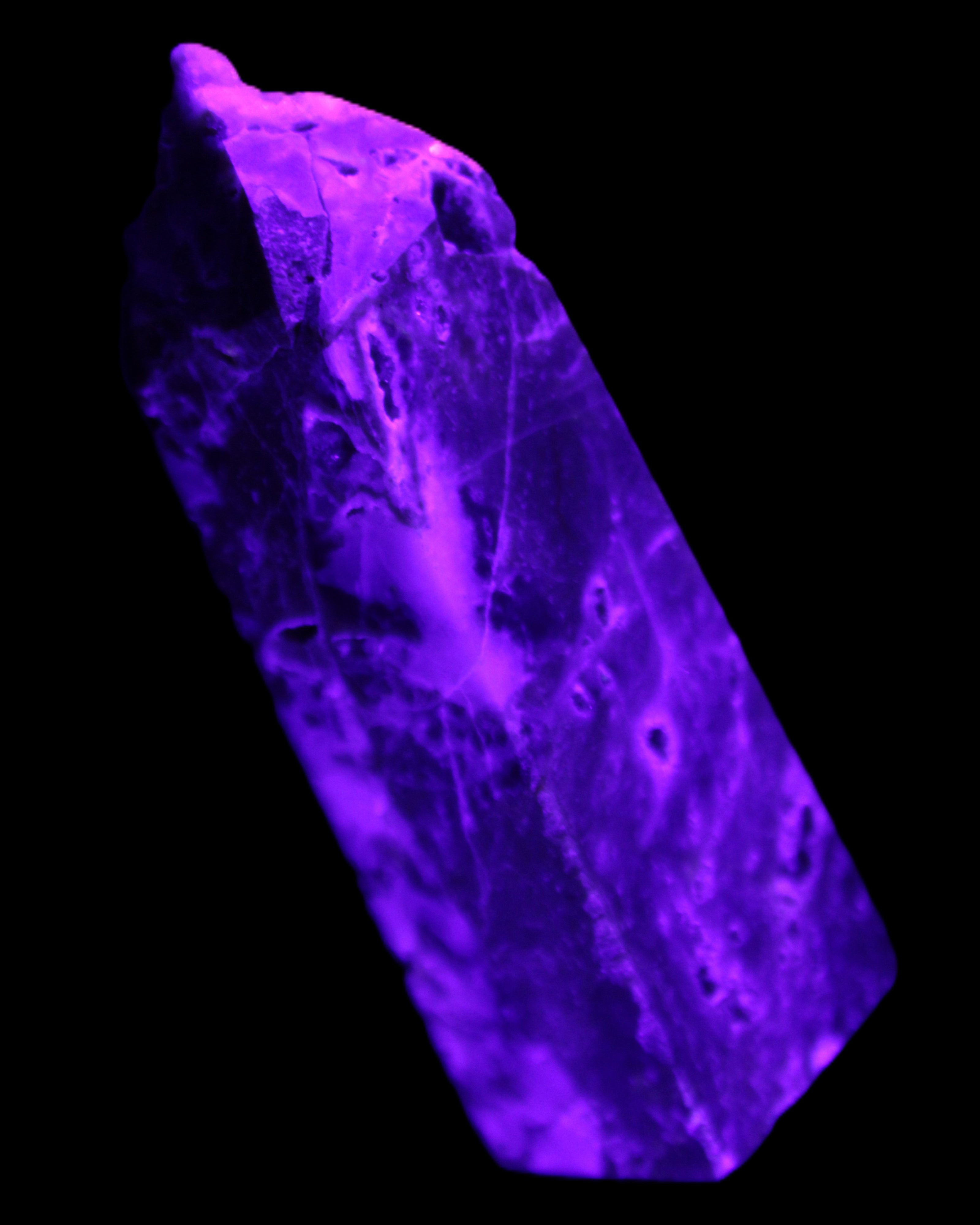 Sphalerite geode obelisk 105g in UV light - Rocks and Things Store