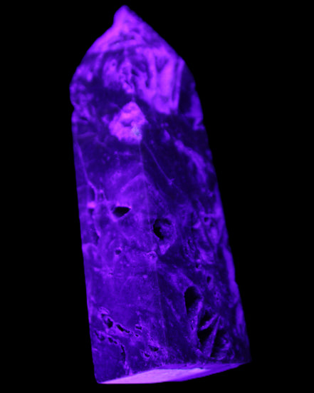 Sphalerite geode obelisk 105g in UV light - Rocks and Things Store