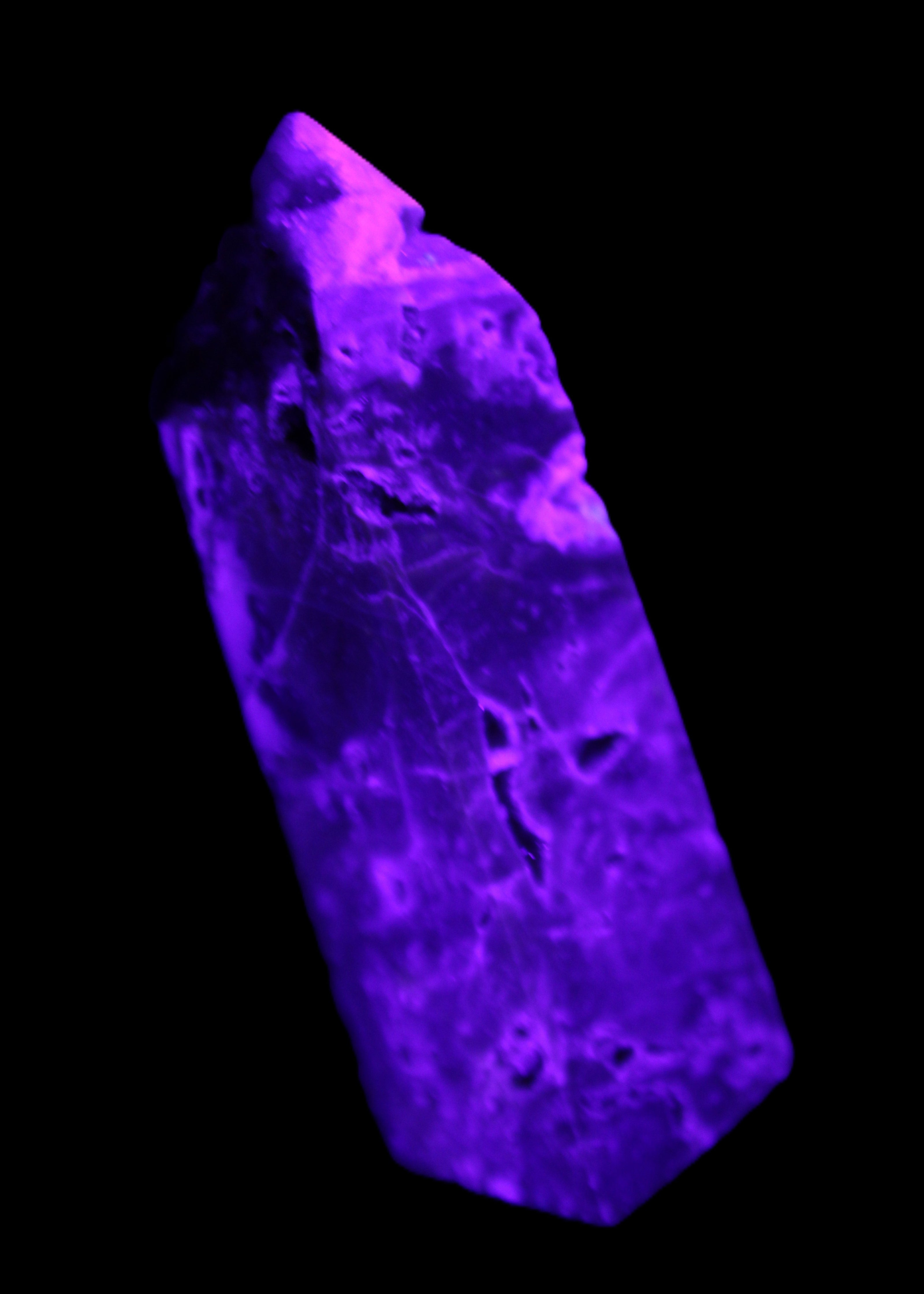 Sphalerite geode obelisk 105g in UV light - Rocks and Things Store