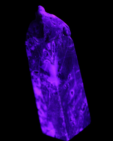 Sphalerite geode obelisk 105g in UV light - Rocks and Things Store