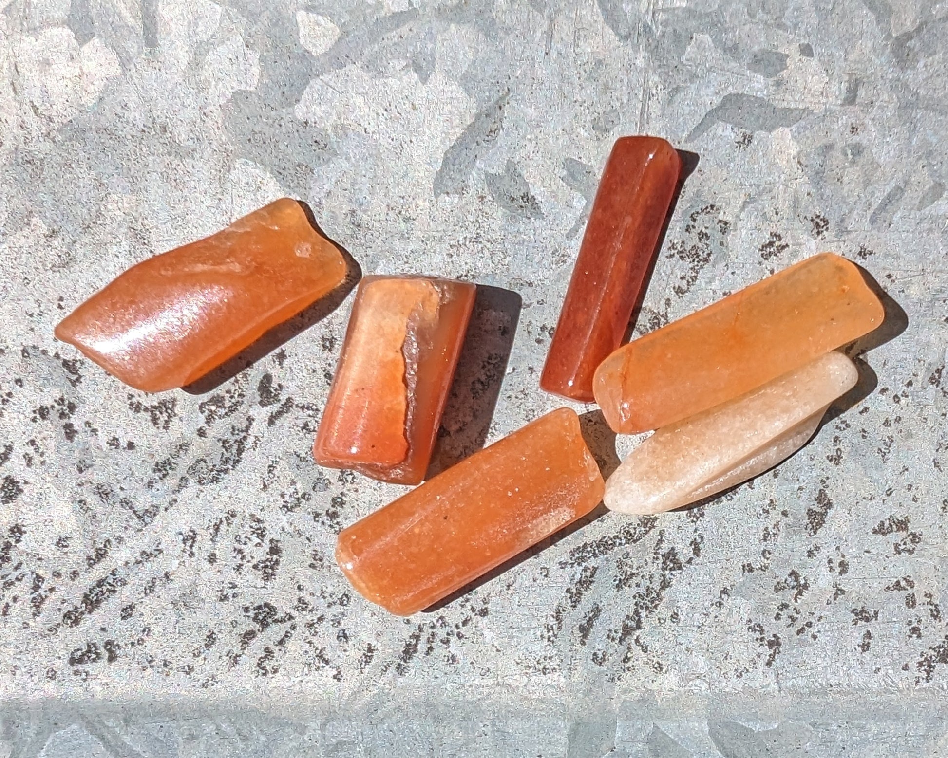 Orange Aventurine 5-7 tiny tumbled stones 5g Rocks and Things