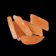 Orange Aventurine 5-7 tiny tumbled stones 5g in sunlight - Rocks and Things Store