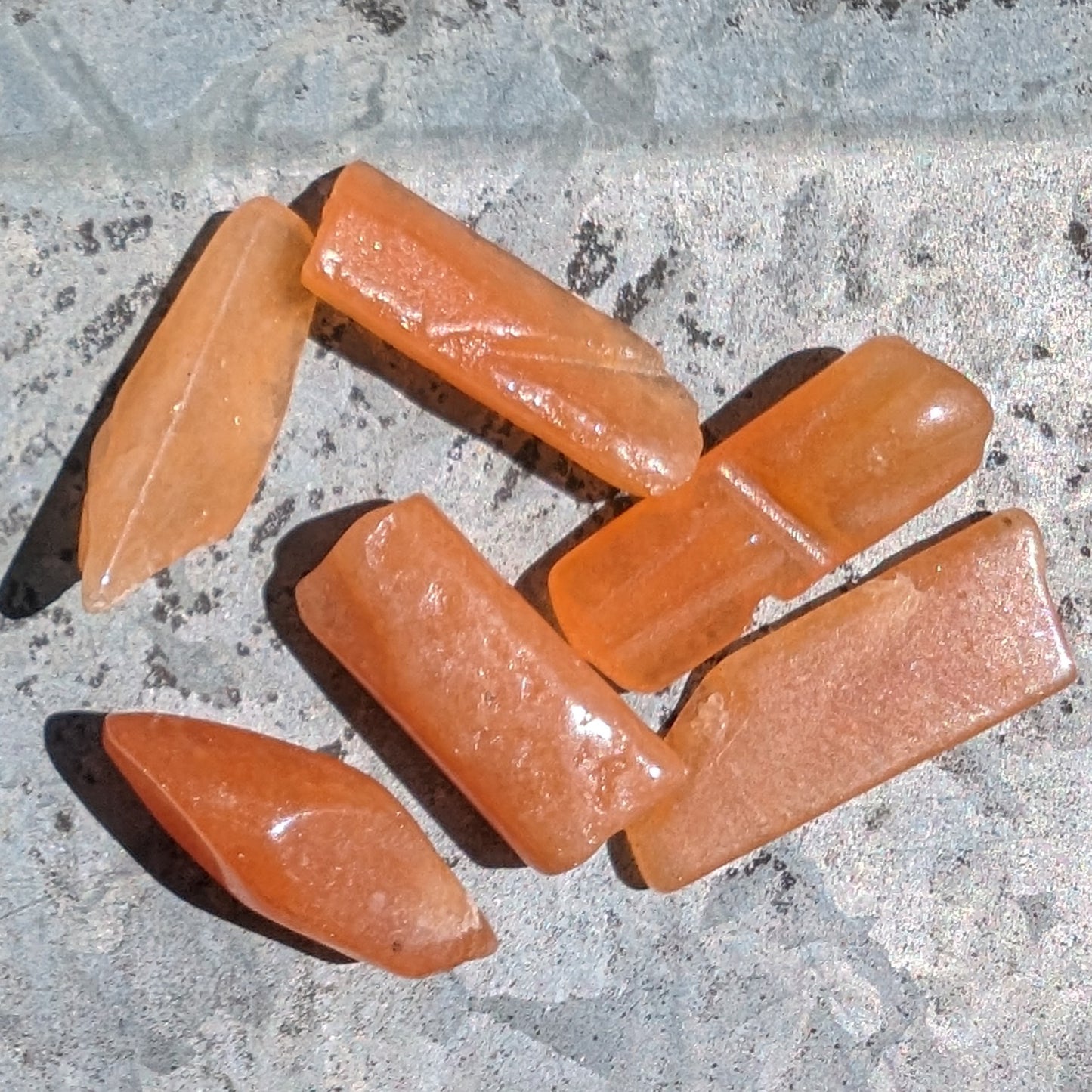 Orange Aventurine 5-7 tiny tumbled stones 5g Rocks and Things