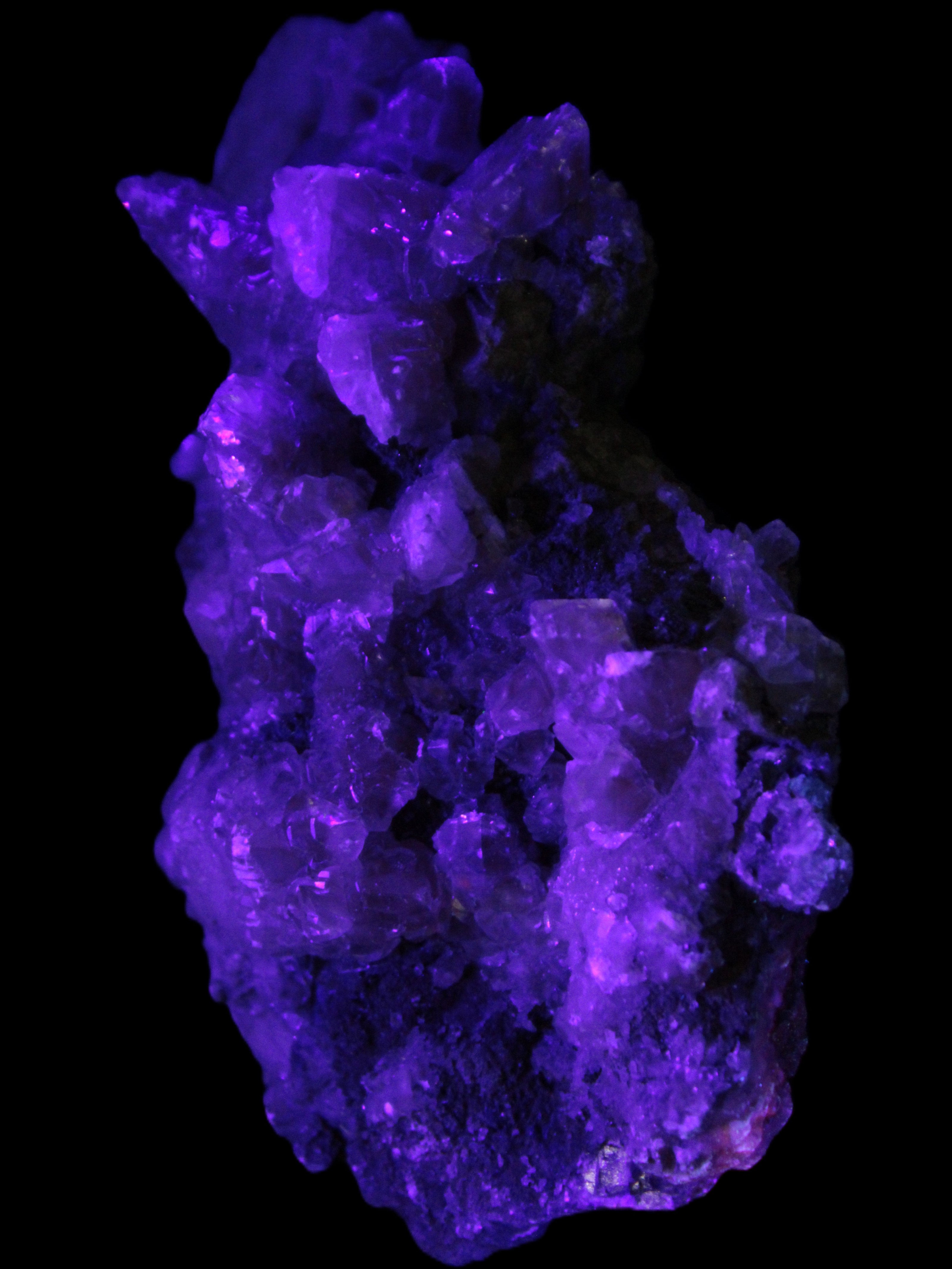 Quartz Paragenesis crystal cluster 132*75*43mm 343g in UV light - Rocks and Things Store