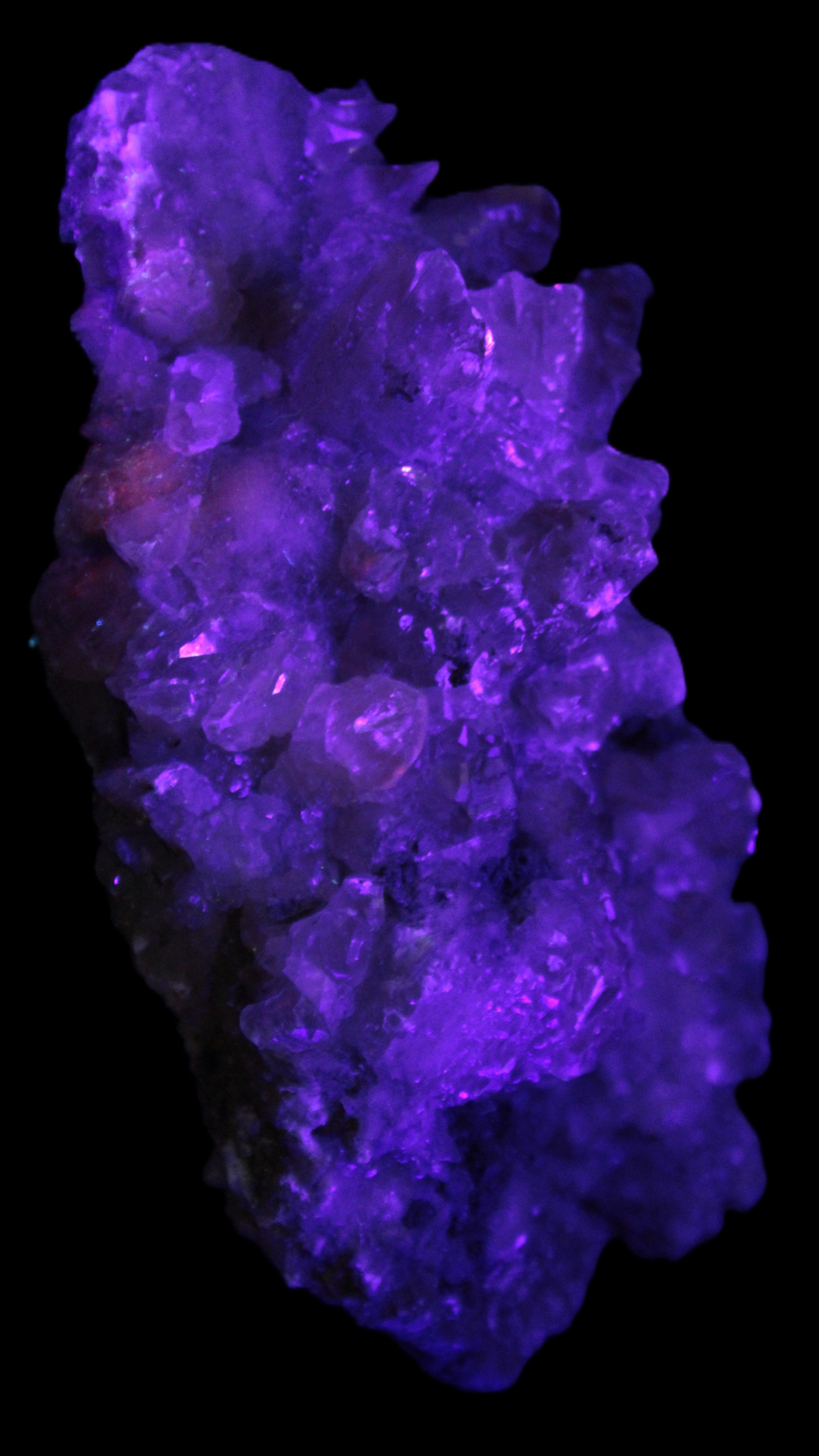 Quartz Paragenesis crystal cluster 132*75*43mm 343g in UV light - Rocks and Things Store