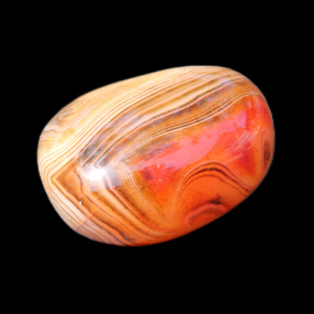 Crazy Silk Banded Agate from Madagascar 43g in sunlight - Rocks and Things Store