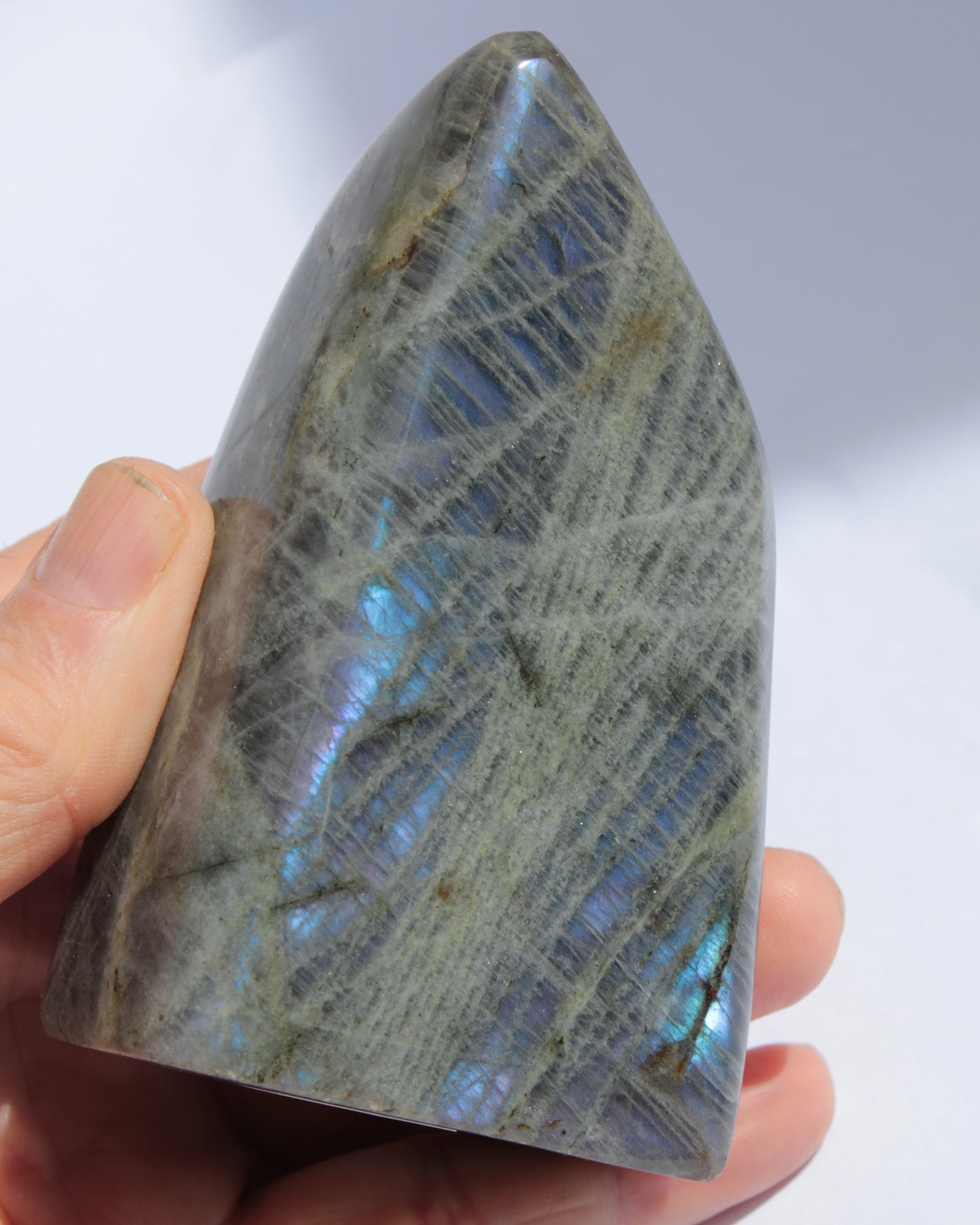 Purple flash Labradorite 433g