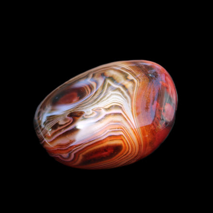 Crazy Silk Banded Agate from Madagascar 50g in sunlight - Rocks and Things Store