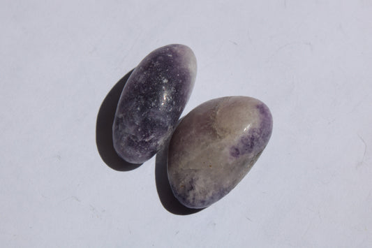 Lilac Lepidolite 2 tumble polished stones 14-15g Rocks and Things