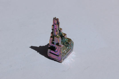 Bismuth castle crystal 9-12g Rocks and Things