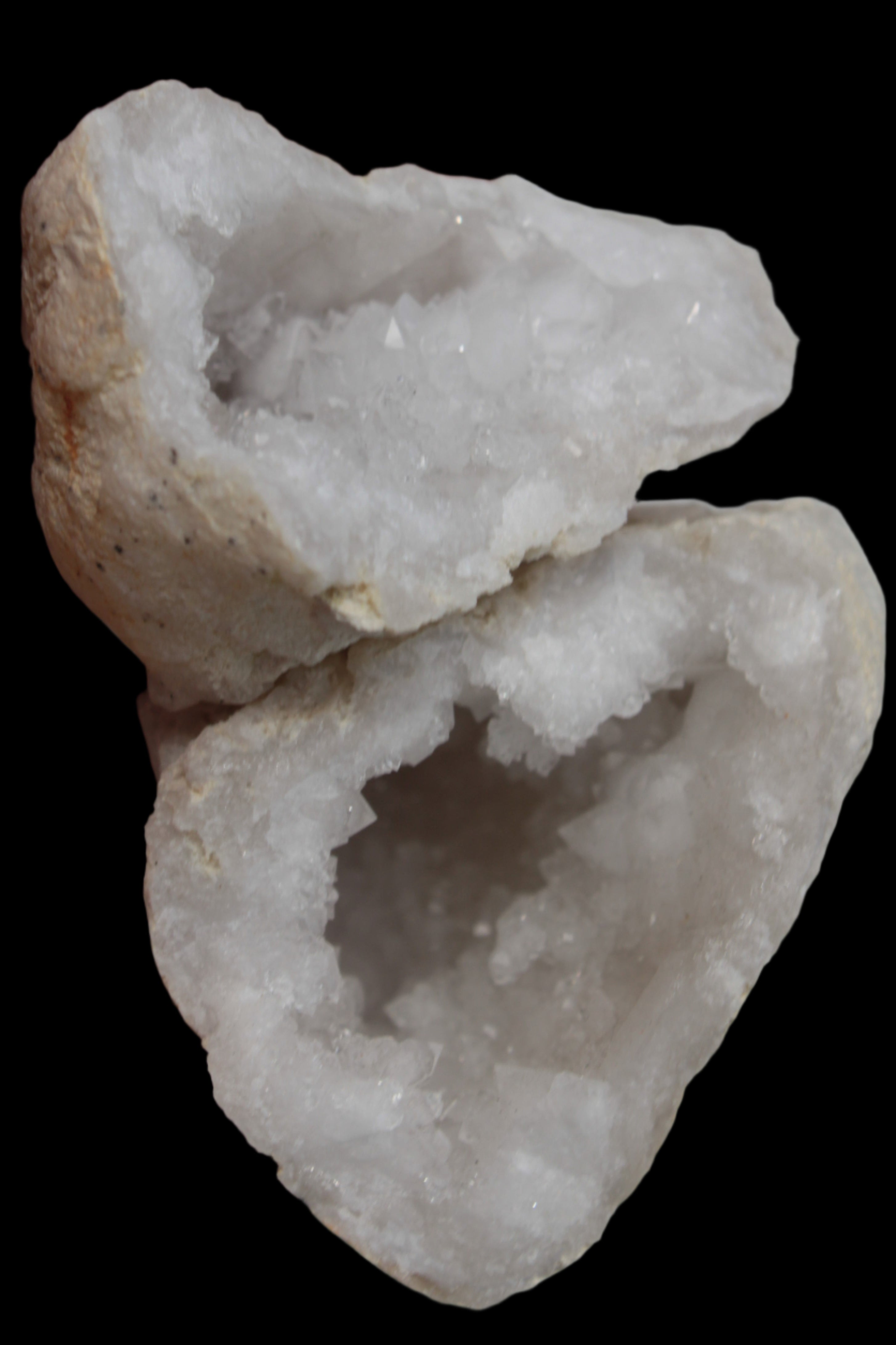 Quartz geode 100.6g Rocks and Things