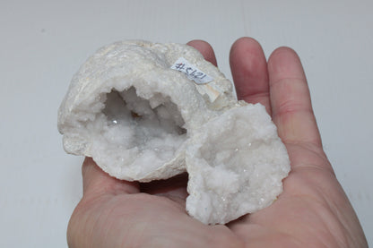 Quartz geode 238.8g Rocks and Things