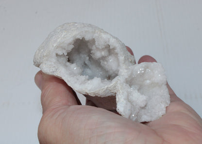 Quartz geode 238.8g Rocks and Things