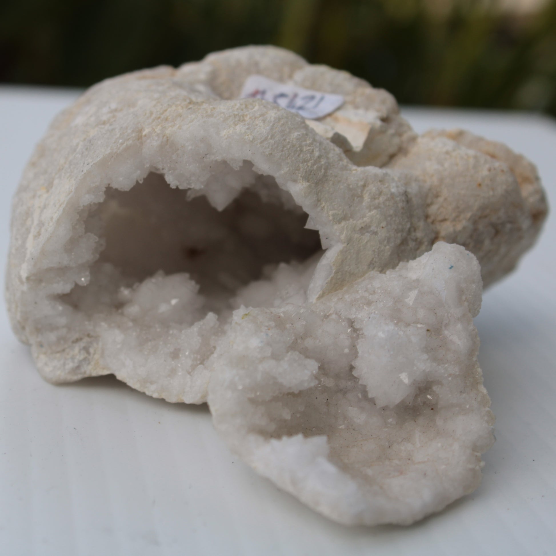 Quartz geode 238.8g Rocks and Things