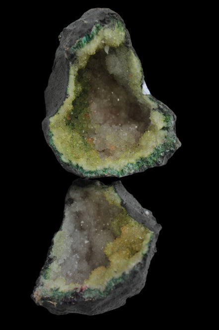 Quartz geode 148g - Rocks and Things Store