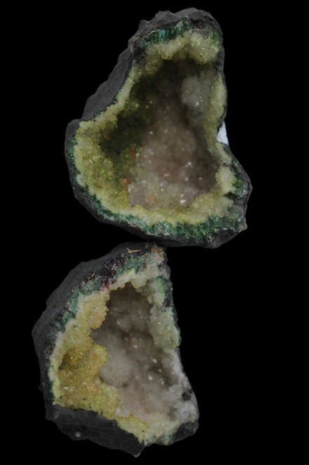 Quartz geode 148g - Rocks and Things Store