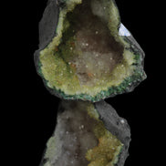 Quartz geode 148g - Rocks and Things Store