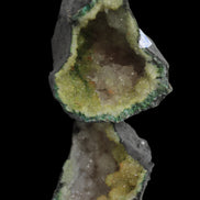 Quartz geode 148g - Rocks and Things Store