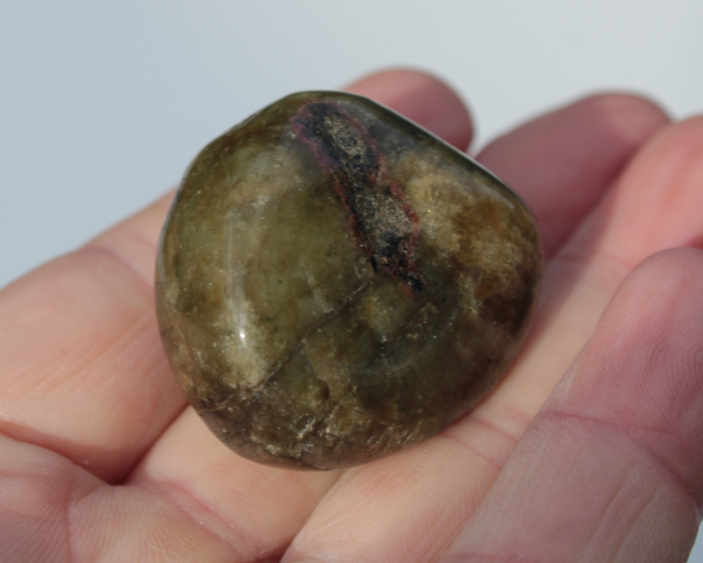 Labradorite tumbled stone 45g Rocks and Things