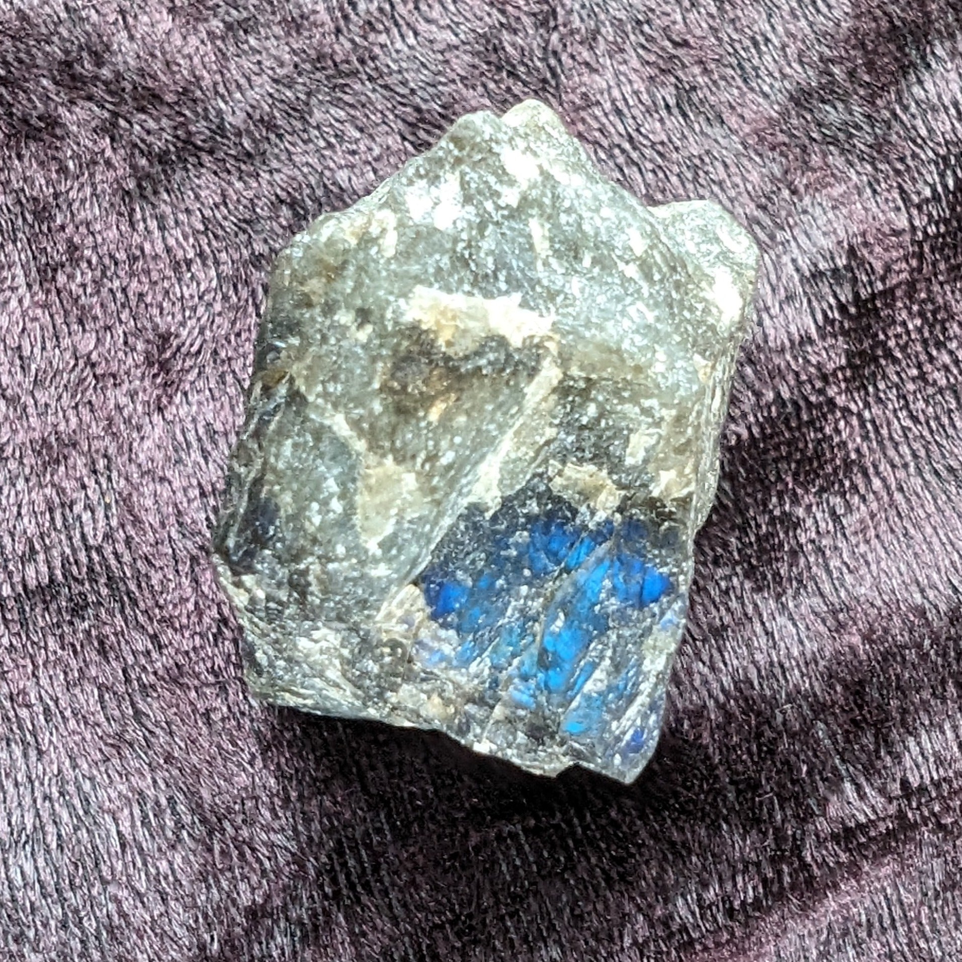 Labradorite raw crystal 66g Rocks and Things