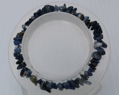 Sodalite chip bracelet 8g Rocks and Things