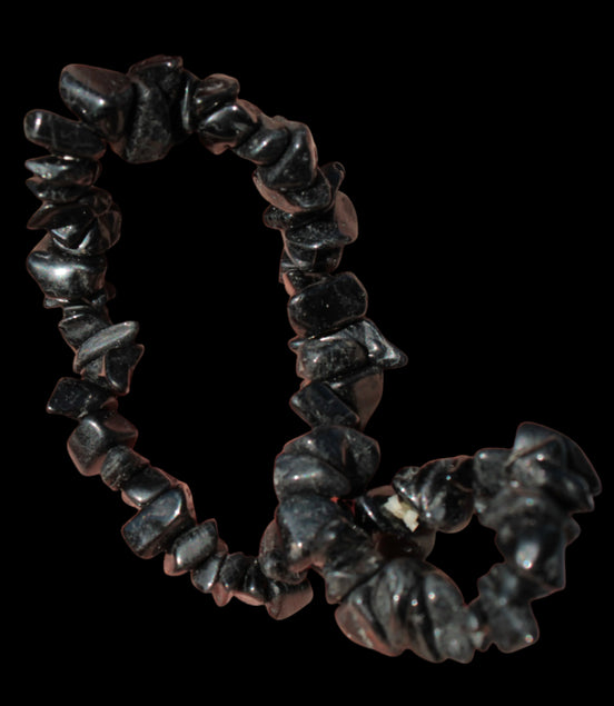 Black Tourmaline chip bracelet 11-17g in sunshine - Rocks and Things Store