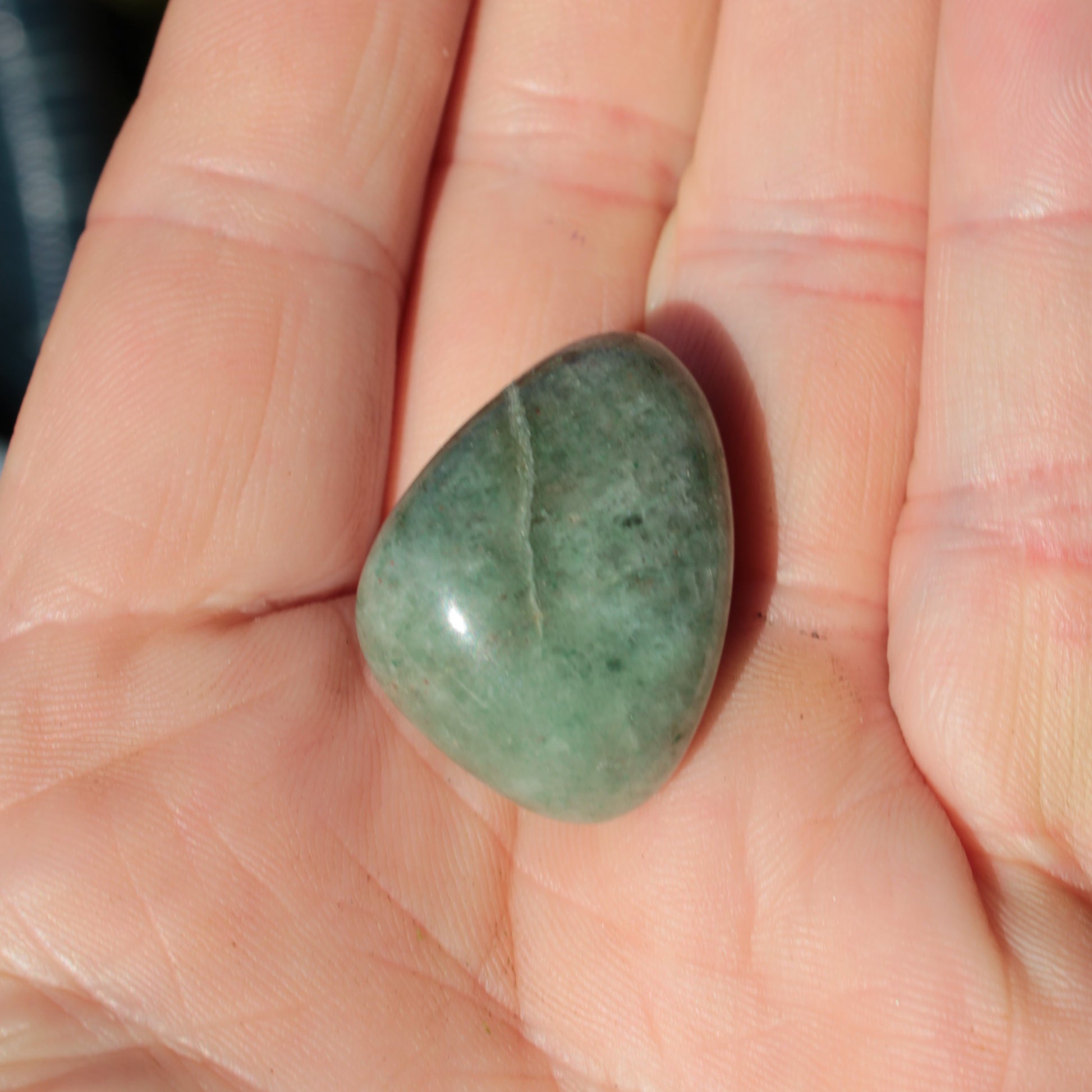 Green Aventurine tumble stone 11/13g Rocks and Things