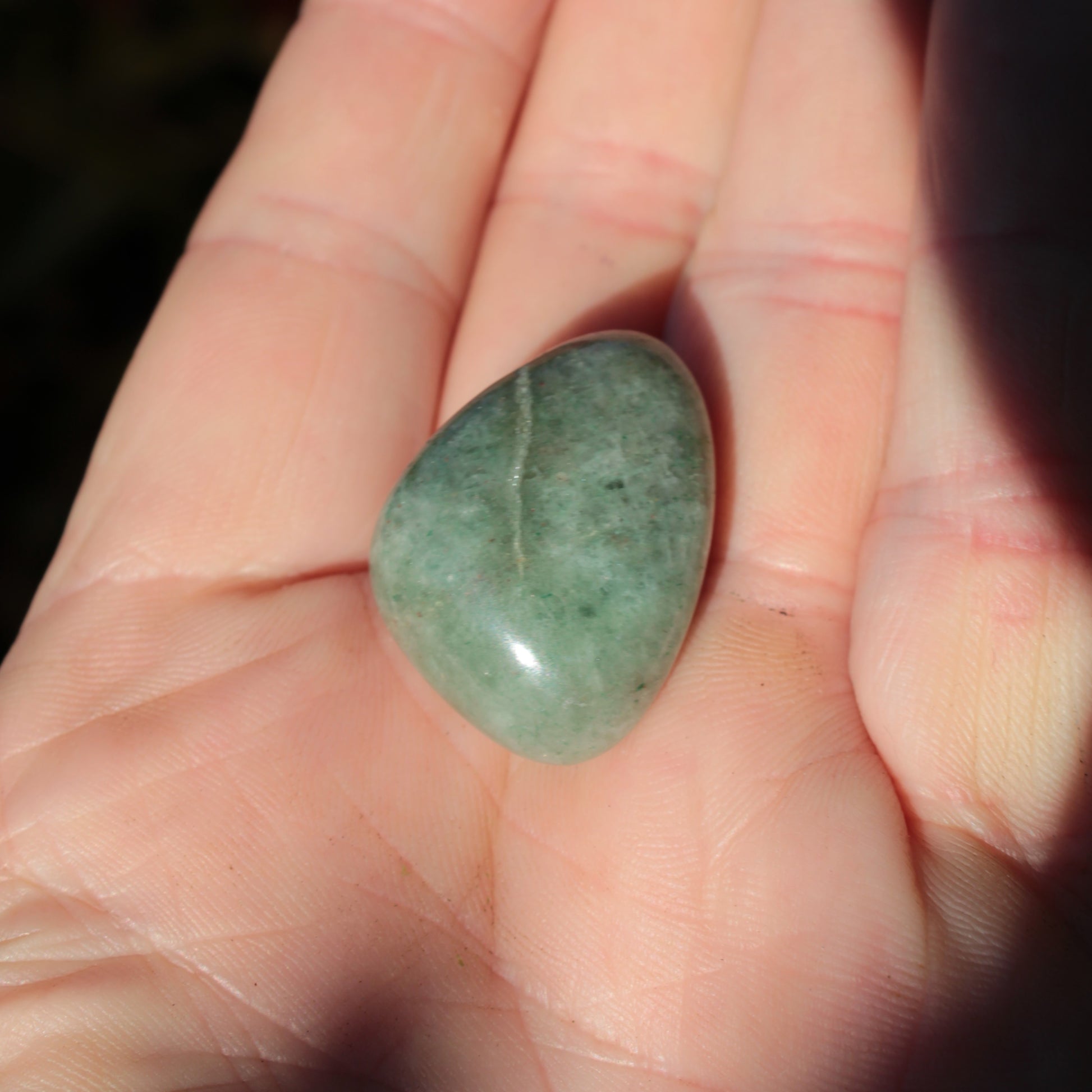 Green Aventurine tumble stone 11/13g Rocks and Things